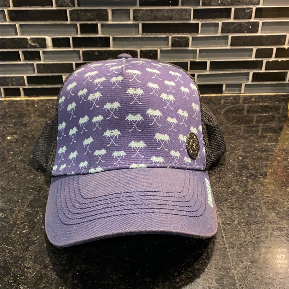 Palm Tree Patterned Cap, Hockey Gongshow